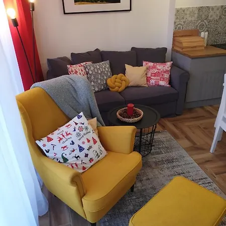 Gaia Apartment *
